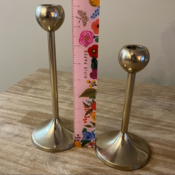 Threshold. Set of 2 Gold Candleholders. - Picture 3 of 4